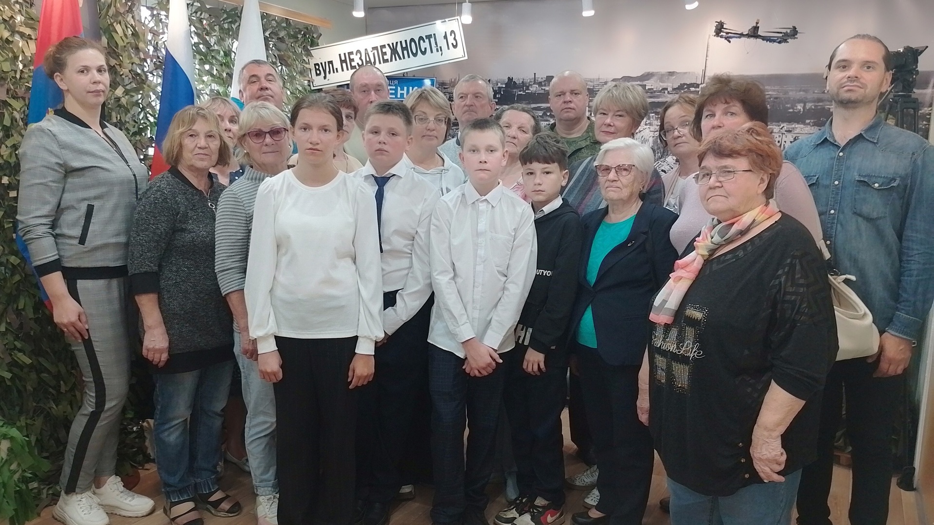 Открытие выставки «СВОих не бросаем»